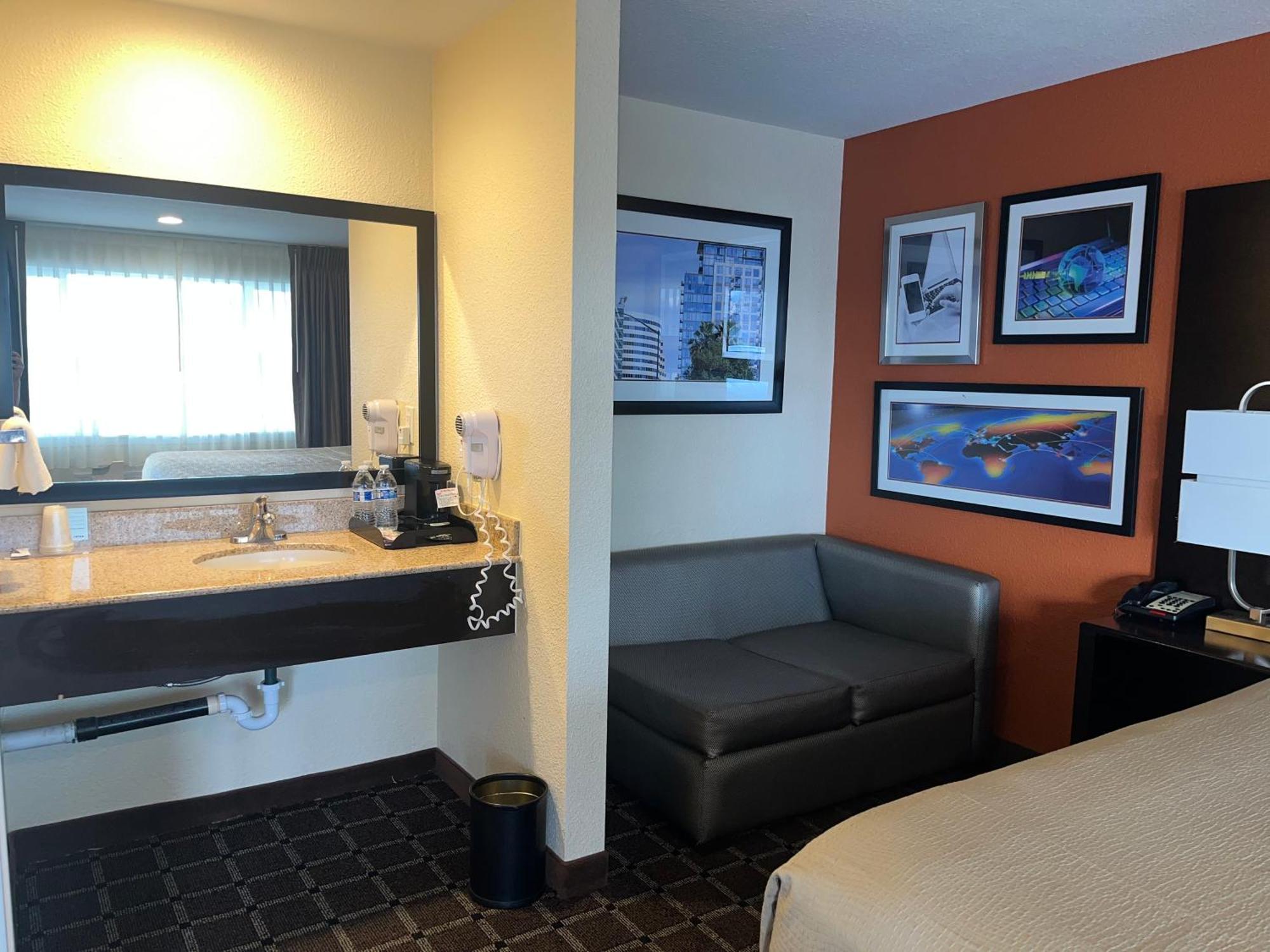 Oregon Trail Inn And Suites 莱克维尤 外观 照片